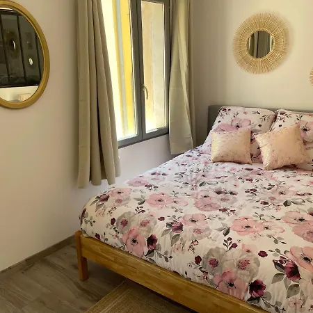 : Centre Historique Lägenhet *